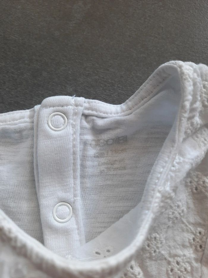 3 Tee-shirt 12m - photo numéro 10