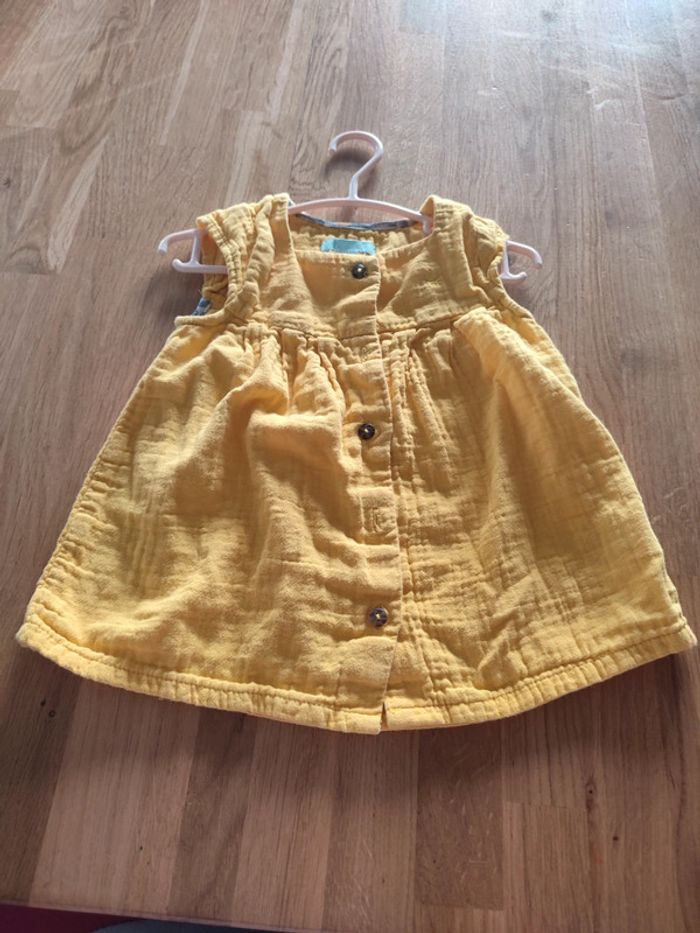 Robe obaibi taille 6 mois