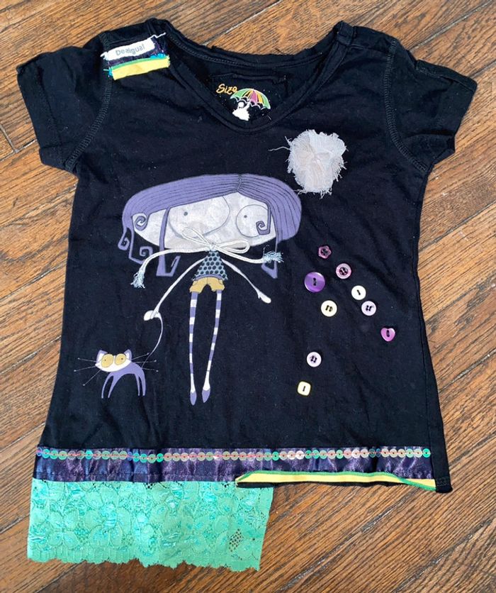 T-shirt desigual  4 ans