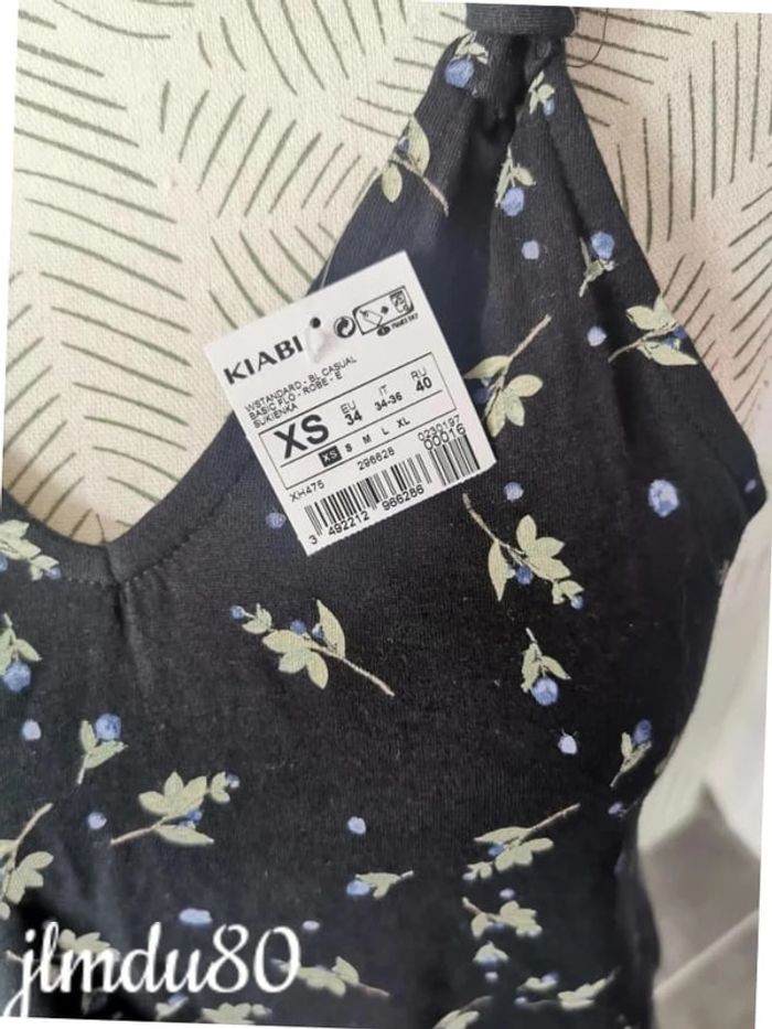 Robe d'été XS - photo numéro 2