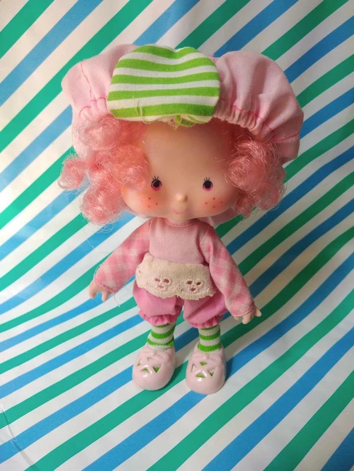 Poupée vintage Charlotte aux Fraises – Mousse Framboise – avec boîte (1980s) - photo numéro 2