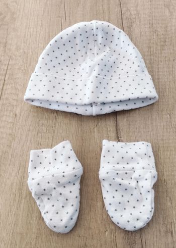 Ensemble bonnet et moufles bébé taille 1 mois blanc Du pareil au même