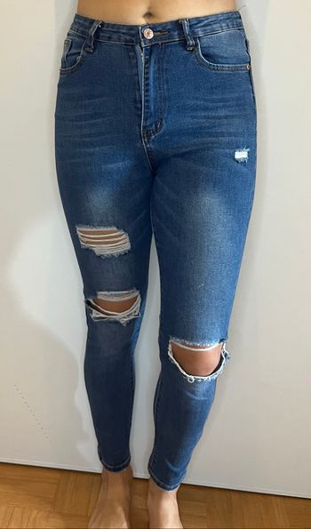 Jeans à trous