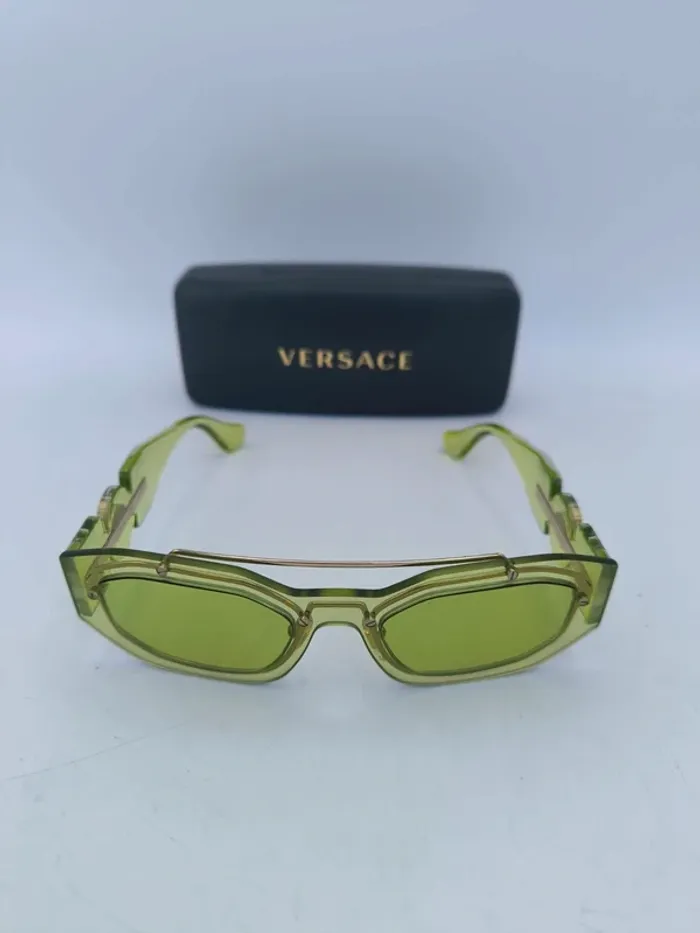Lunettes de soleil femme Versace Medusa Biggie - photo numéro 2