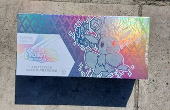 Coffret Pokemon Super Premium EV8.5 Évolutions Prismatiques 🎗