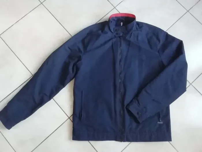 Veste légère Bonobo Taille L Quasi neuve!! - photo numéro 2