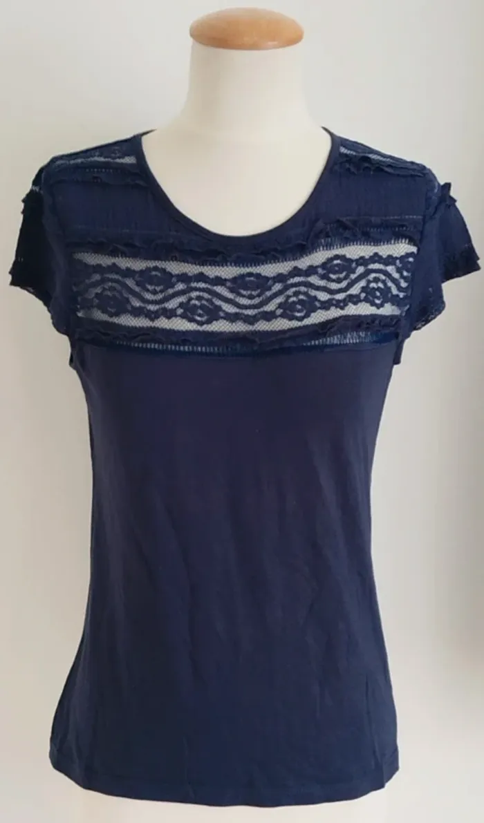 Tee-shirt manches courtes bleu avec dentelle Influx taille 38-40