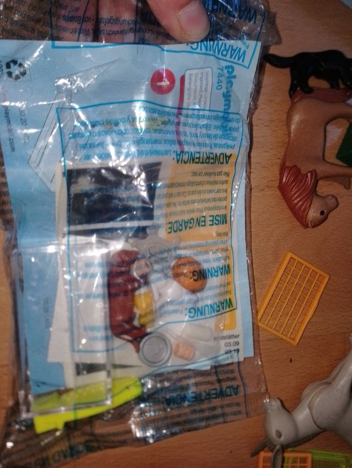 7440 Animaux et accessoires vétérinaire Playmobil Complet - photo numéro 3