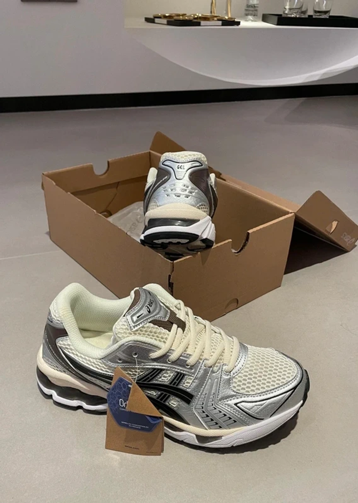 Asics Gel-Kayano 14 Blanc Argent Noir 45 - photo numéro 5