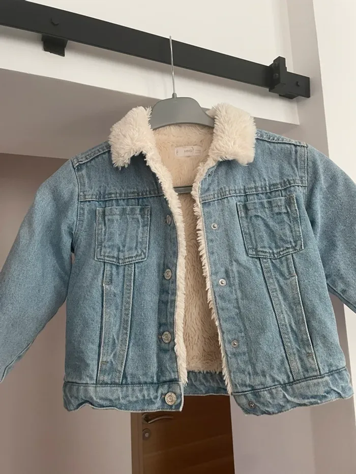 Veste en jean fourée fille
