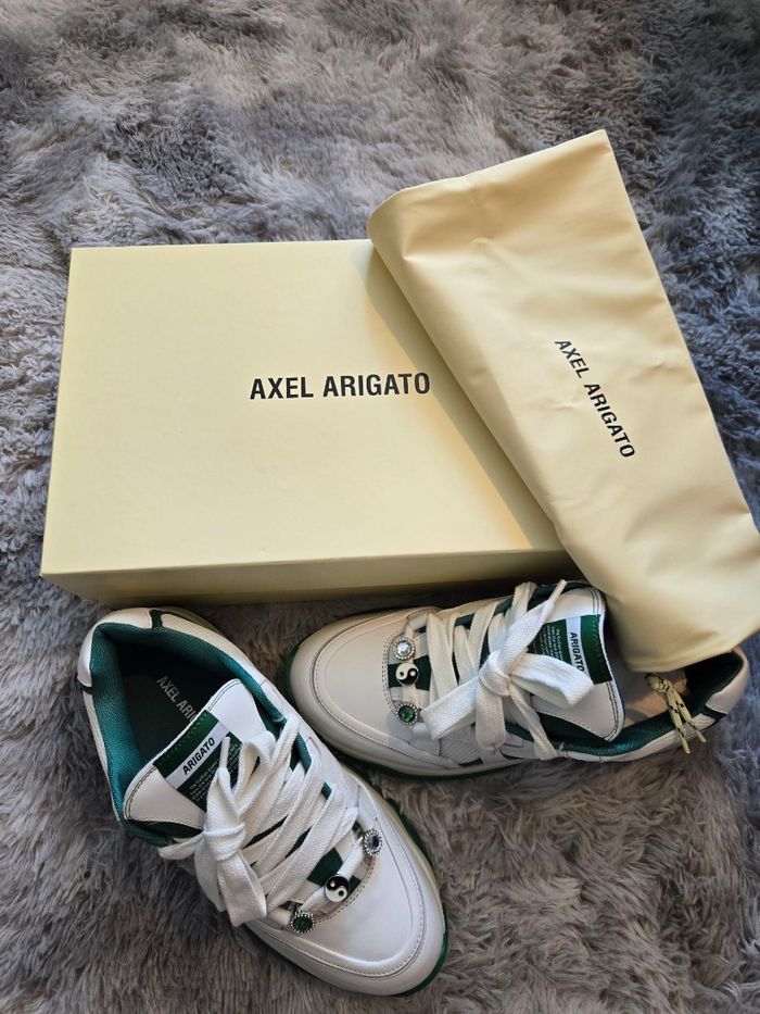 Axel Arigato V200 – Taille 43 – Neuves avec boîte - photo numéro 2