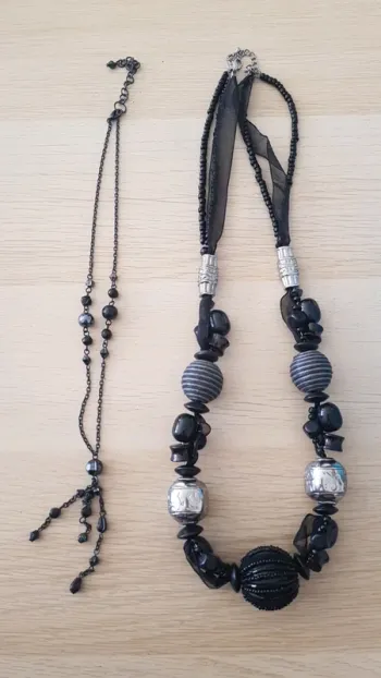 Lot de 2 colliers fantaisie