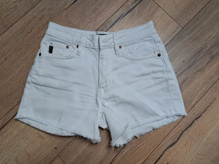 Short jeans blanc