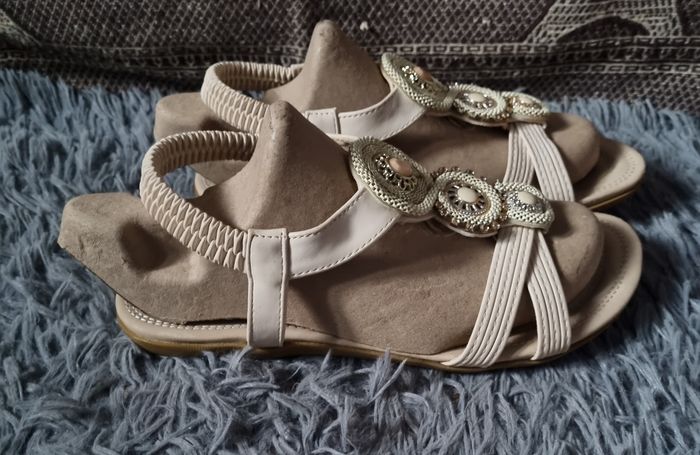 Sandales beige à perles 38 - photo numéro 5
