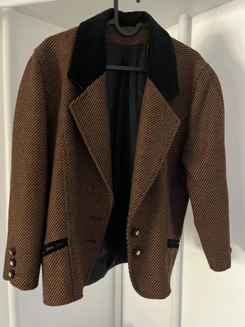 Veste blazer marron et velours noir