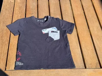 tee shirt