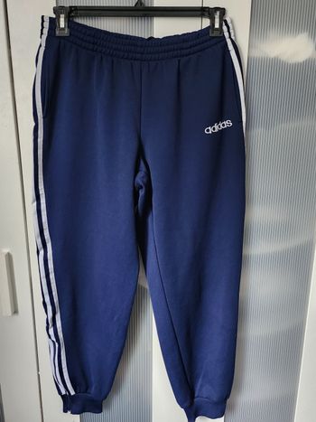 Bas de jogging Adidas garcon taille 16ans