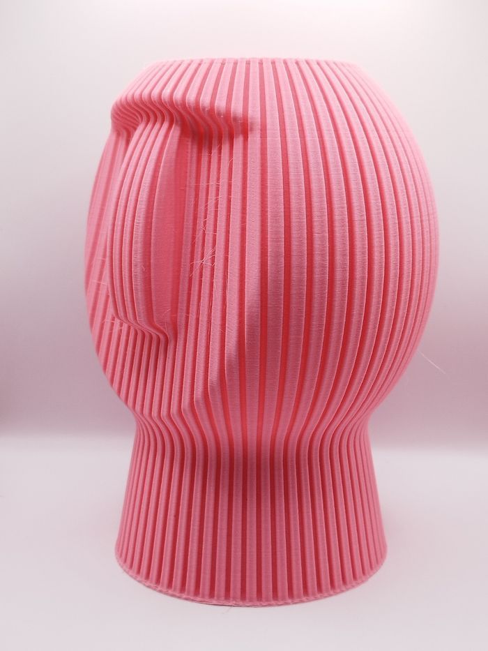 Magnifique vase rose imprimé en 3D. - photo numéro 2