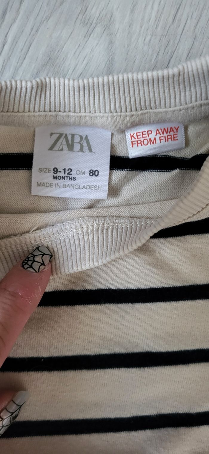 Tee-shirt manches longues ZARA 12 mois - photo numéro 2