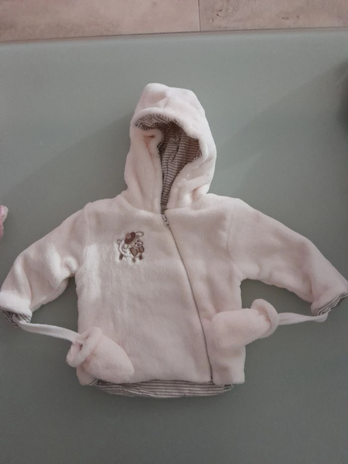 Gilet a capuche et moufles 3m
