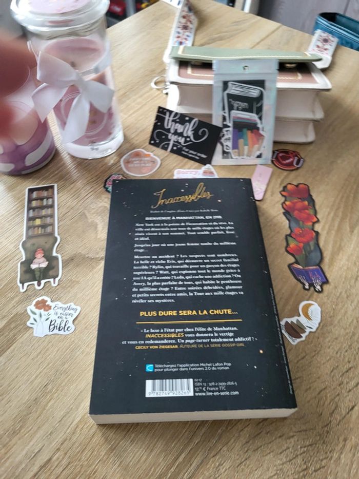 Livre inaccessible - photo numéro 2