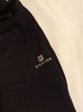 Marque 'Domyos pantalon de survêtement noir taille 12 ans 146 cm 158 cm couleur noir taille élastique de poche voir photos intérieur du survêtement chaud