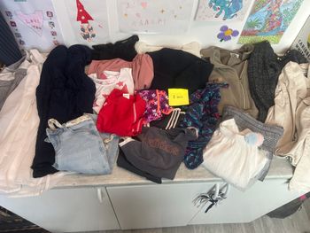lot 17 vêtements fille 8 ans robes jupes vestes maillot tenue de sport combishort