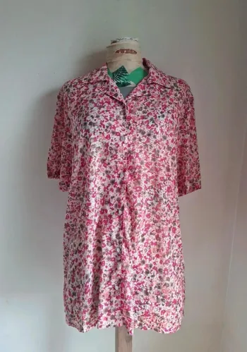 Chemise fleurie,légère, Gabrielle Vicenza, neuve, taille 46/50