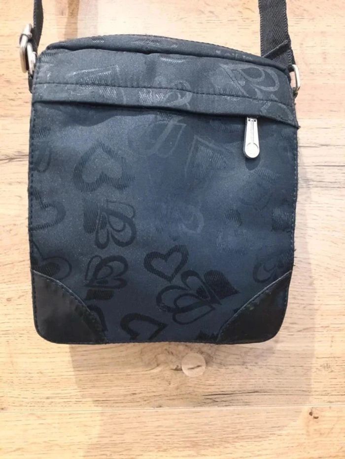 Pochette bandoulière noir coeurs vintage année 2000 - photo numéro 3