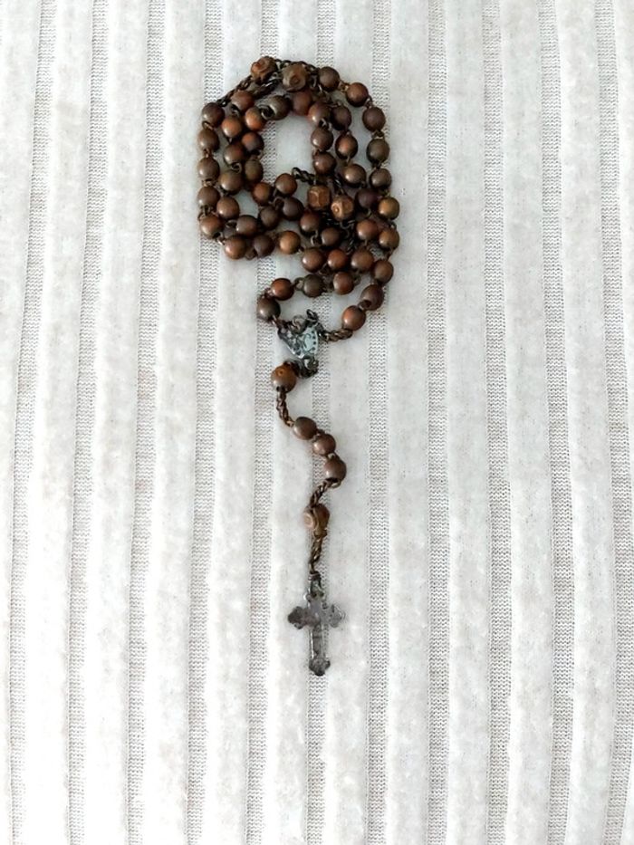 Magnifique chapelet en bois vintage - photo numéro 2