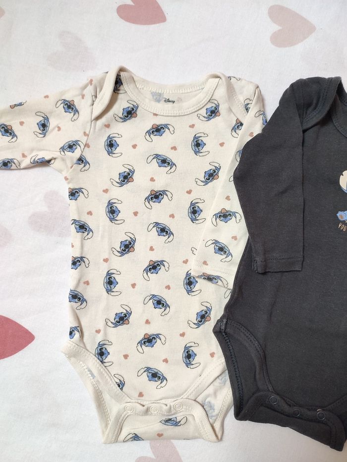 Lot de 2 bodies manches longues - Mixte - Stitch - 3 mois -  Bon état - Disney - photo numéro 3