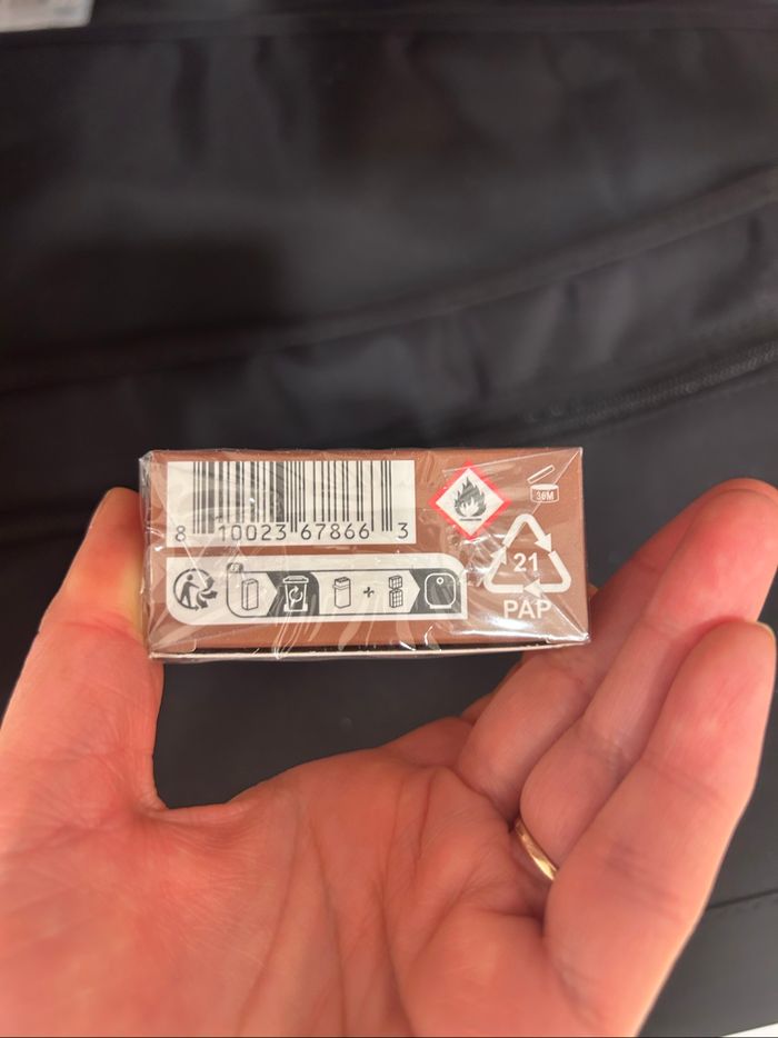 Sweet Tooth BY SABRINA CARPENTER - photo numéro 3