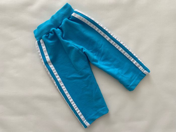 Survêtement bleu avec capuchon Adidas 6 mois - photo numéro 5