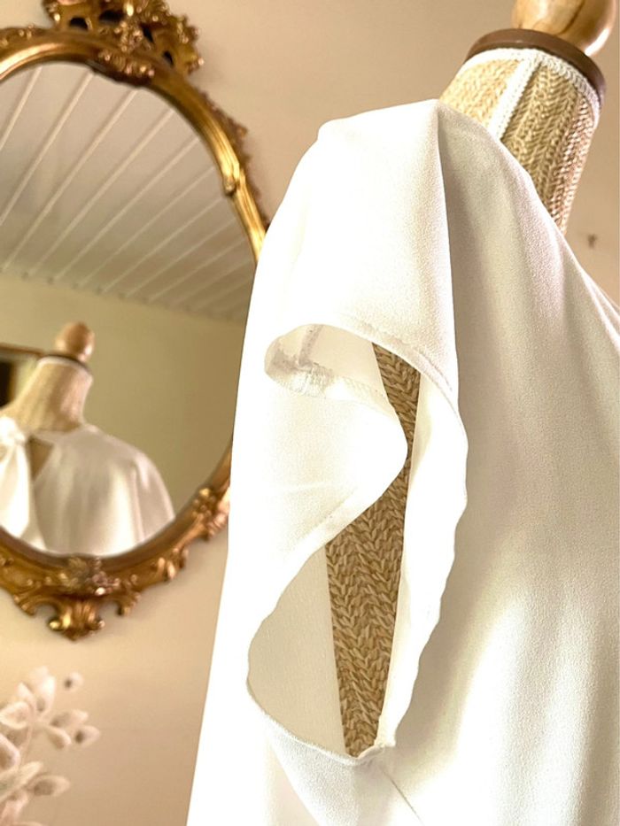 Top Élégant en Crème avec Détails en broderie - photo numéro 11