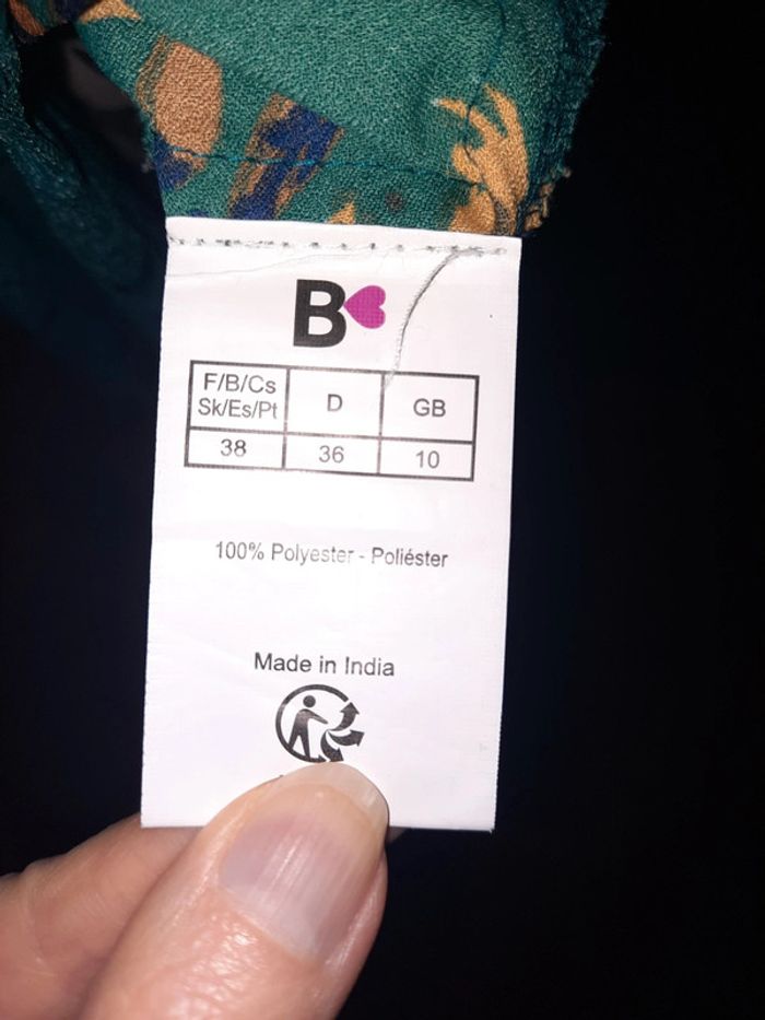 Haut femme 38 - photo numéro 4