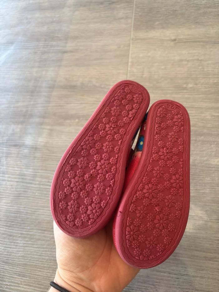 Chaussons, Fille minie taille 24 - photo numéro 3