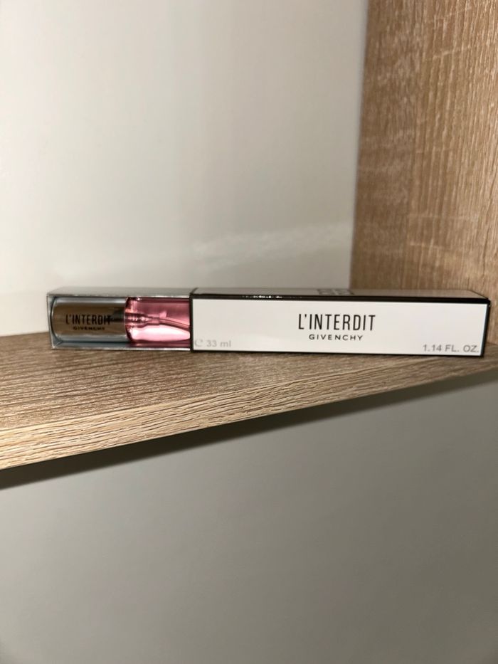 Interdit givenchy