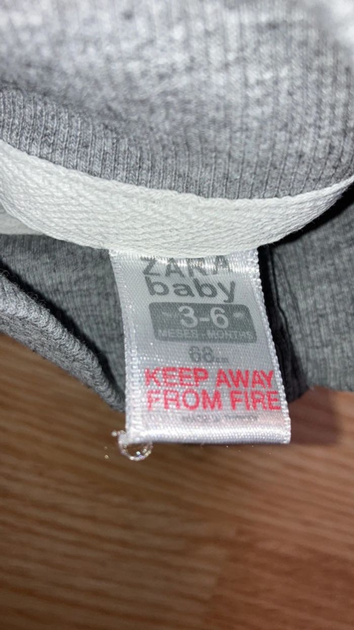 Pull sweat Zara beach boy 3/6mois - photo numéro 4