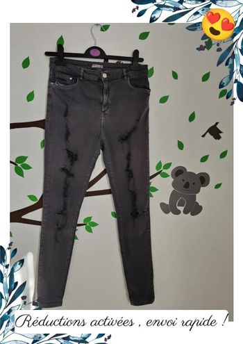 Jean trouée femme Bershka T42