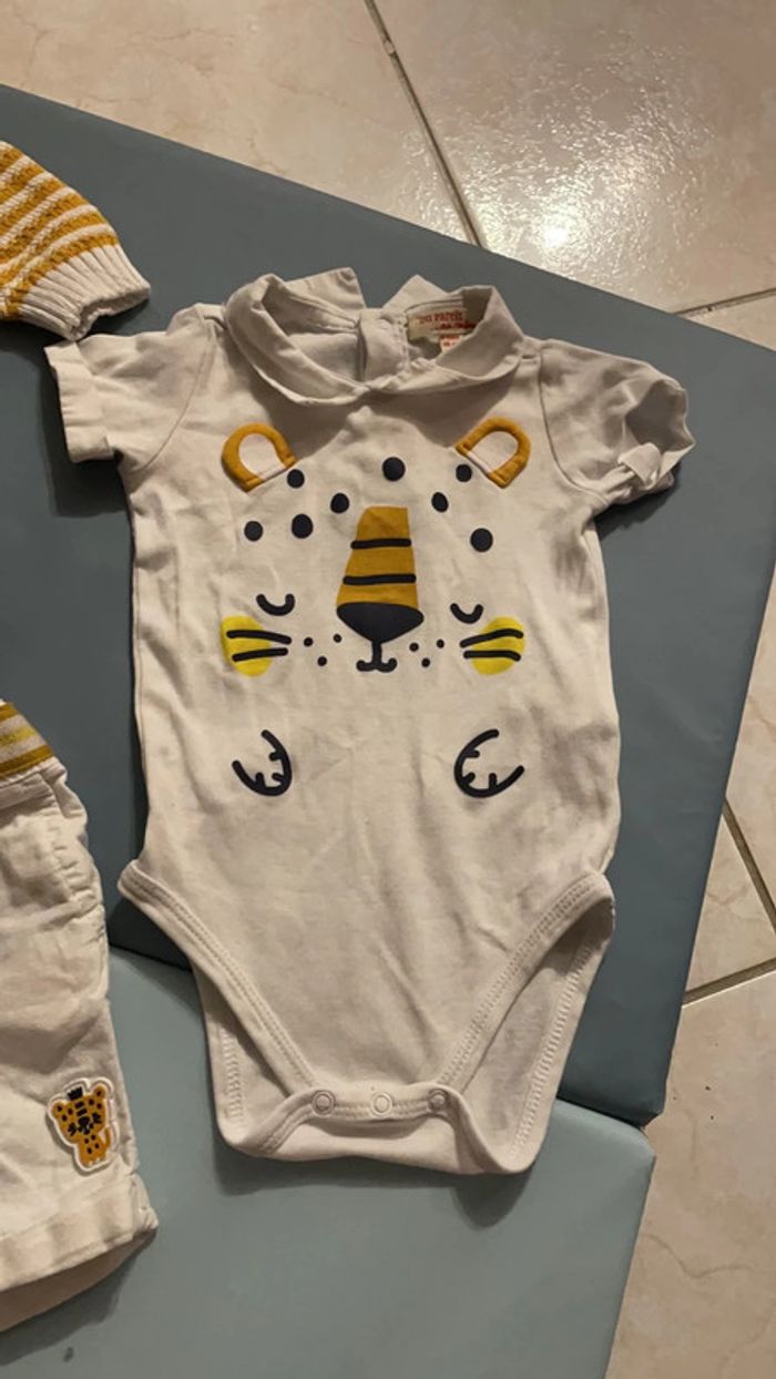 Ensemble 6 mois - photo numéro 2