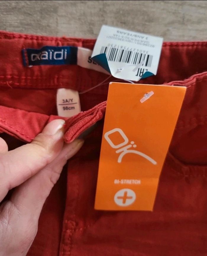 Jeans neuf 3ans - photo numéro 3