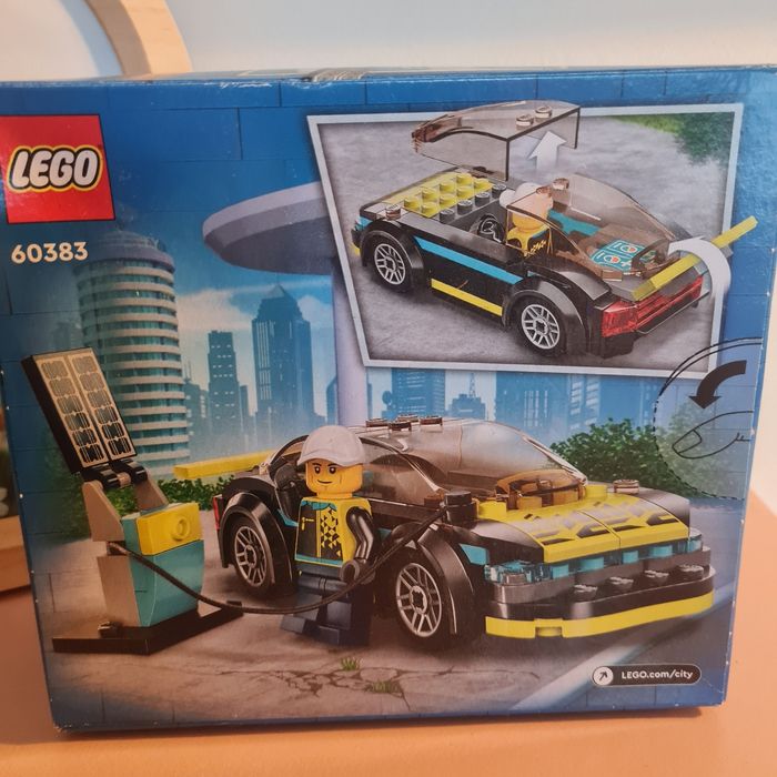 Lego voiture électrique - photo numéro 3