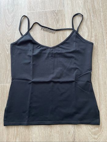 Très jolie Haut Morgan noir neuf jamais porté taille M
