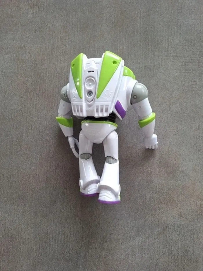 Disney Pixar Toy Story Buzz L'Eclair figurine - photo numéro 2
