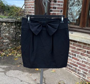 🖤 Jupe noire à nœud taille haute – Miss Loona – Taille unique