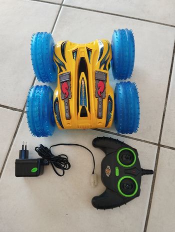 Voiture télécommandée Fast Lane 4x4