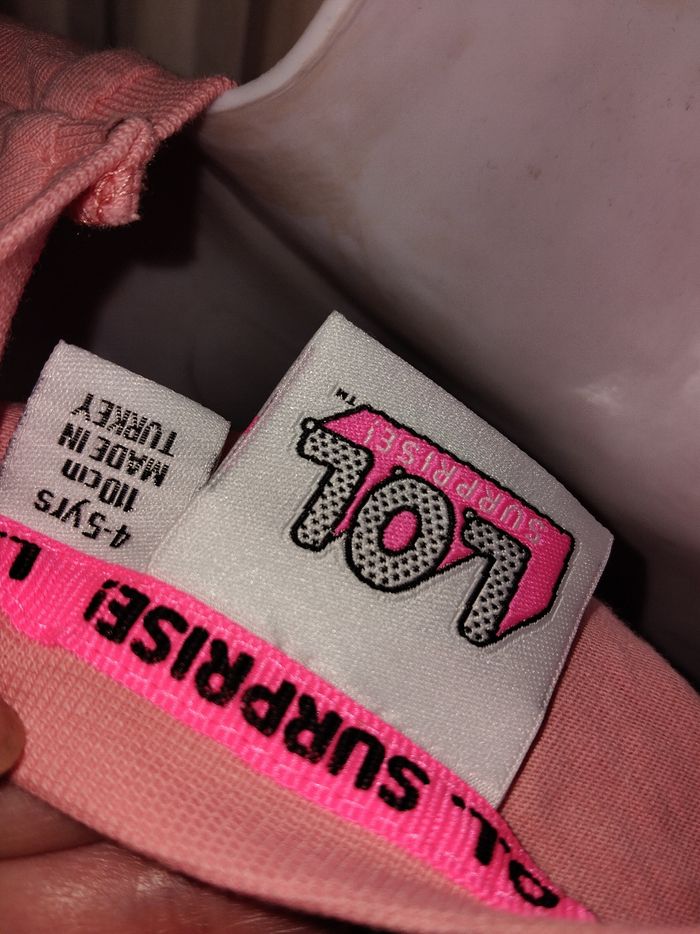 Tee shirt fille taille 5 ans marque lol - photo numéro 3