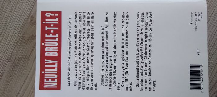 Livre "Neuilly brûle-t-il ? " de  Laurent Chalumeau - photo numéro 2