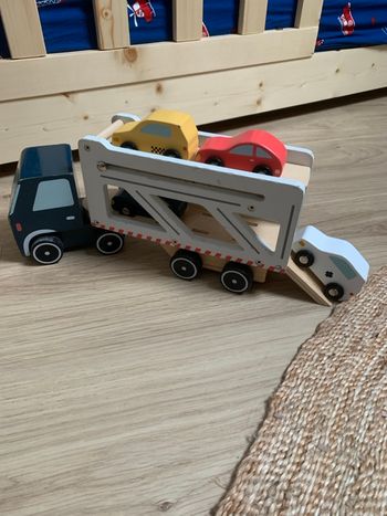 Camion + voitures en bois