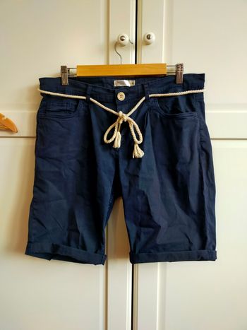Short femme taille L